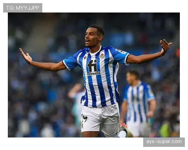 伊萨克是否难成顶级前锋：终结稳定性与战术适配性分析